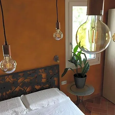 Casa Campagnari Bed & Breakfast 3*